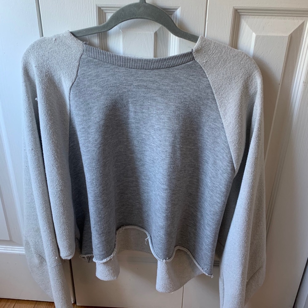 NWOT Urban Outfitters crop top